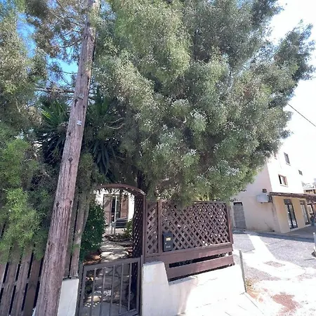 Aphrodite's Gardens Entire Townhouse 400 M To The Sea Holiday home Paphos